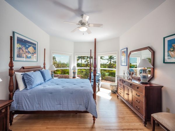 Cayman Islands Home 985338