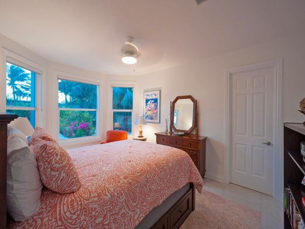 Cayman Islands Home 985338