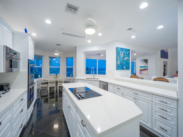 Cayman Islands Home 985338