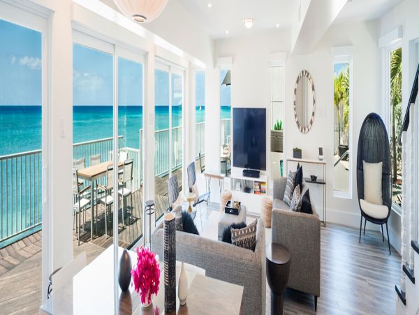Cayman Islands Home 985339