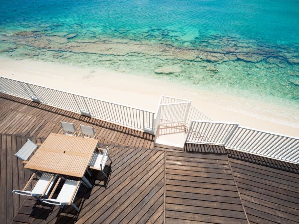 Cayman Islands Home 985339