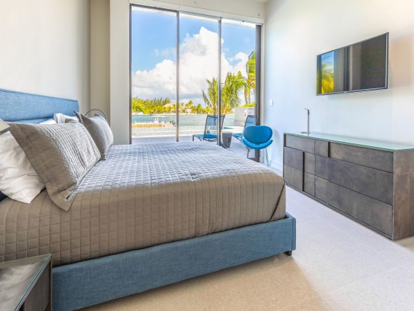 Cayman Islands Home 985340