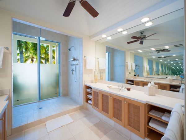 Cayman Islands Home 985343
