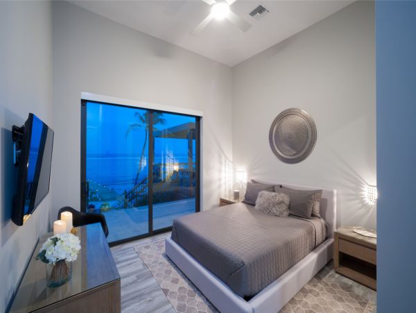 Cayman Islands Home 985344