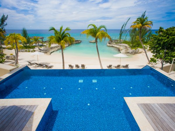 Cayman Islands Home 985345