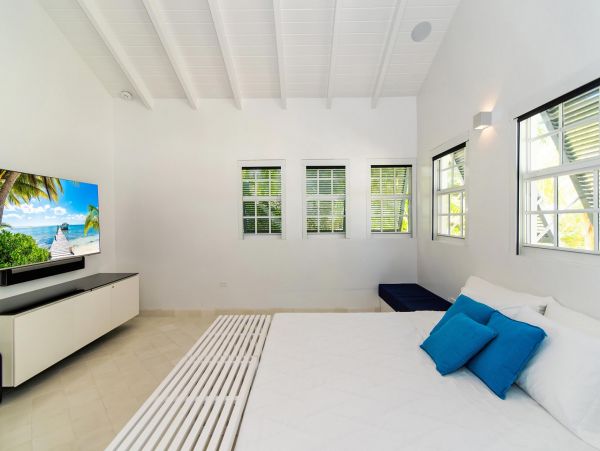 Cayman Islands Home 985346