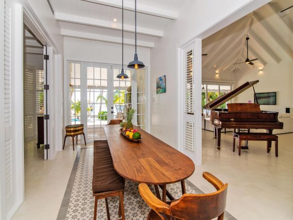 Cayman Islands Home 985346