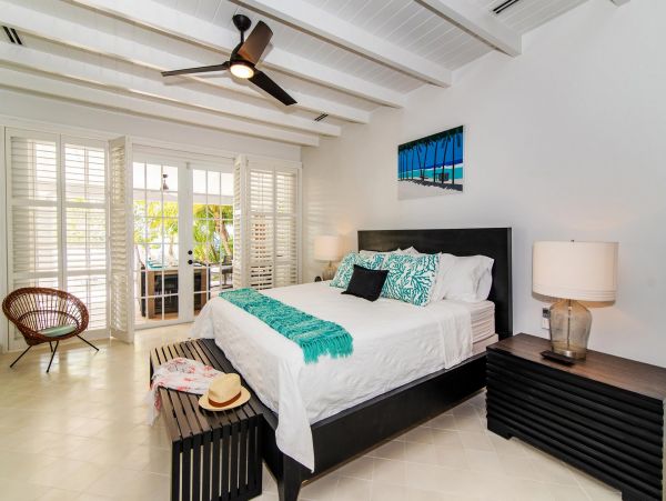 Cayman Islands Home 985346