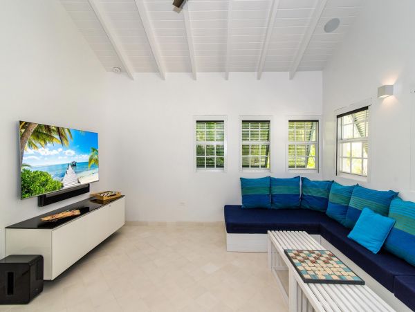 Cayman Islands Home 985346