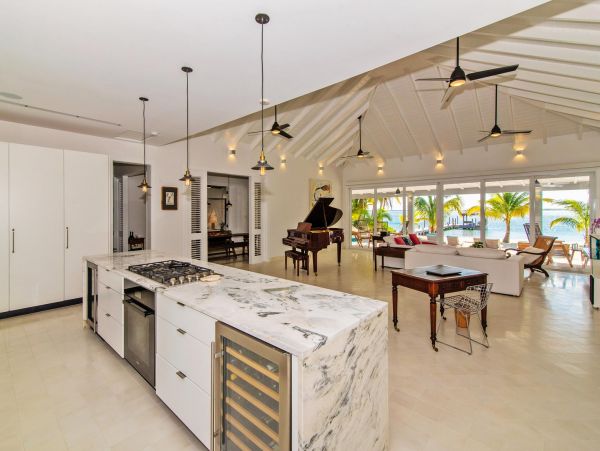 Cayman Islands Home 985346