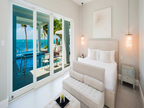 Cayman Islands Home 985347