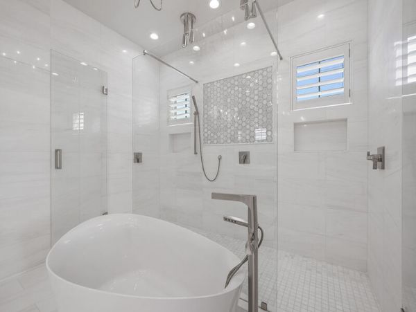 Short Walk to Beach Miramar Vacation Home Private Pool