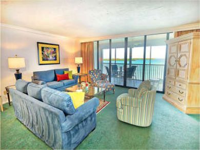 Two Bedroom Rental Sleeps Six Guests in Fort Myers