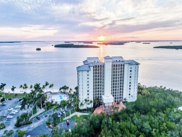 Bay Views Fort Myers Vacation Condo Two Bedrooms Sleeps Six
