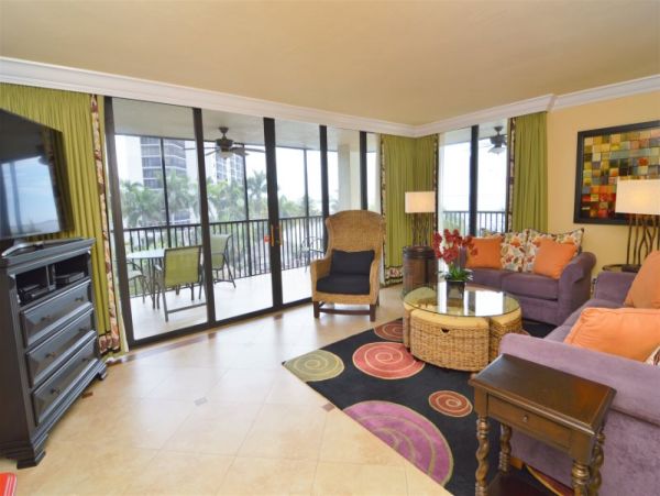 Bay Views Fort Myers Vacation Condo Two Bedrooms Sleeps Six