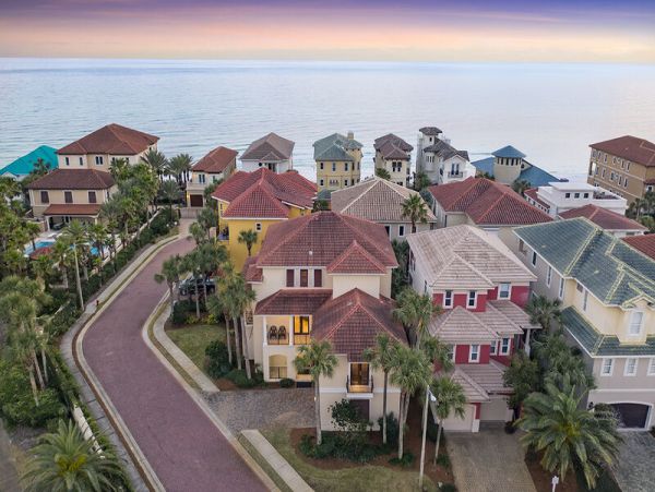 Short Walk to Beach Destin Vacation Home Five Bedroom
