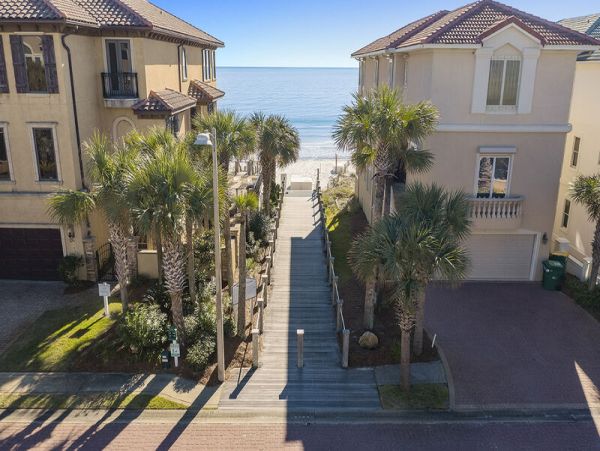 Short Walk to Beach Destin Vacation Home Five Bedroom