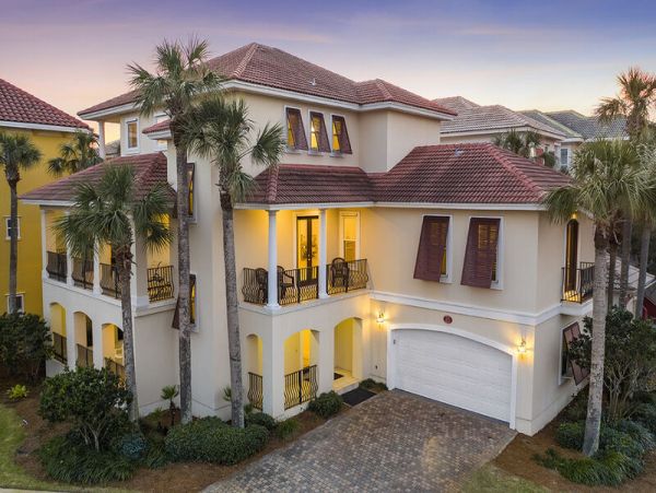 Short Walk to Beach Destin Vacation Home Five Bedroom