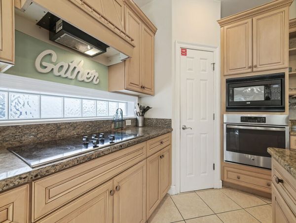 Short Walk to Beach Destin Vacation Home Five Bedroom