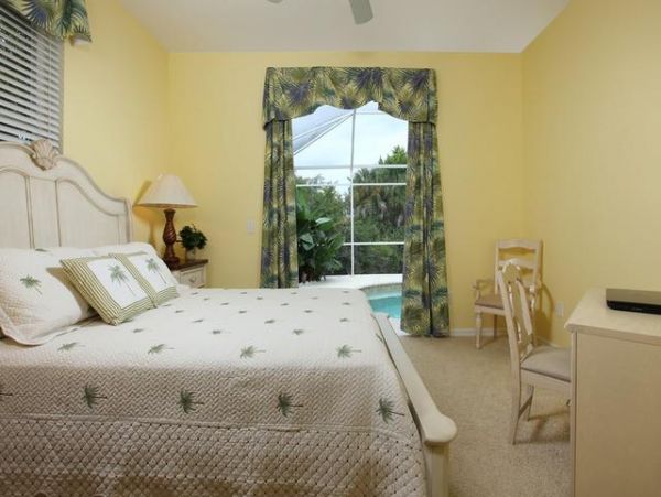 Charming Vacation Home Rental on Bonita Springs with Pool.