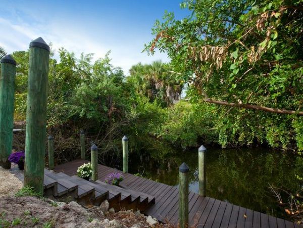 Charming Vacation Home Rental on Bonita Springs with Pool.