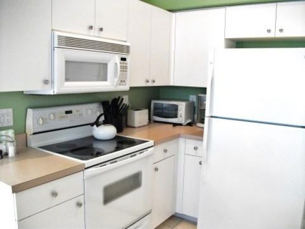 Charming Vacation Home Rental on Naples with Pool.