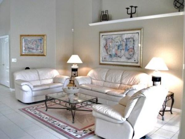 Charming Vacation Home Rental on Naples with Pool.