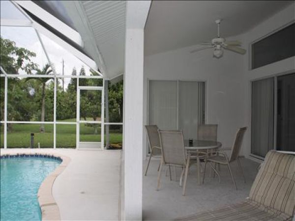 Charming Vacation Home Rental on Naples with Pool.