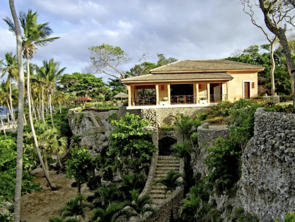 Private Staff Luxury Beachside Villa in Dominican Republic