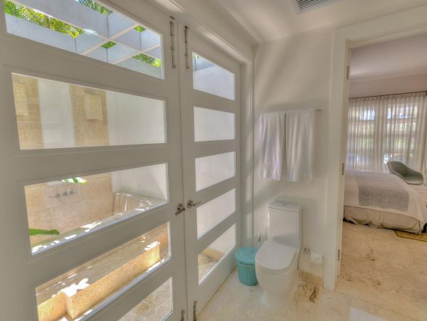 Luxury Punta Cana Vacation Pool Home With Six Bedrooms