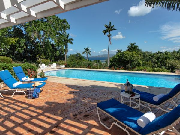 Jamaica Home 985416