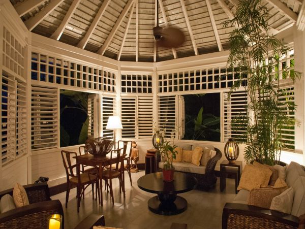 Jamaica Home 985416