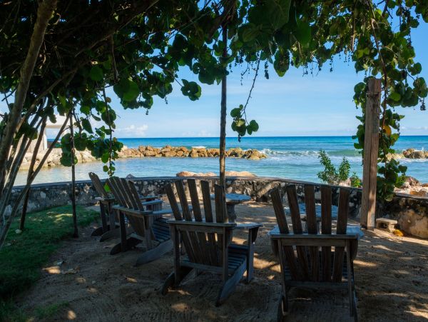 Jamaica Home 985418