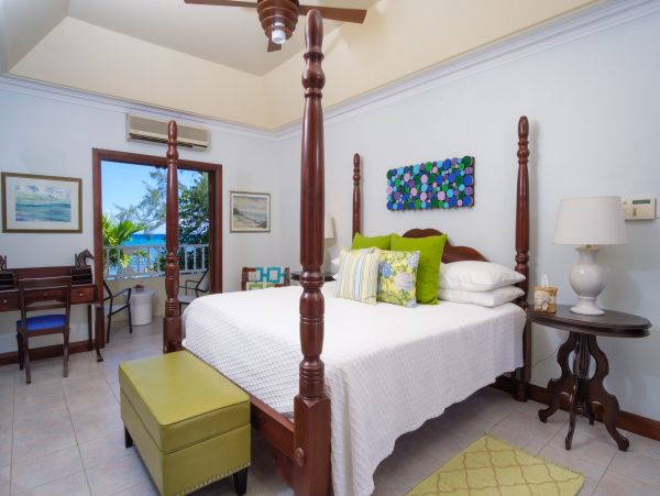 Jamaica Home 985418