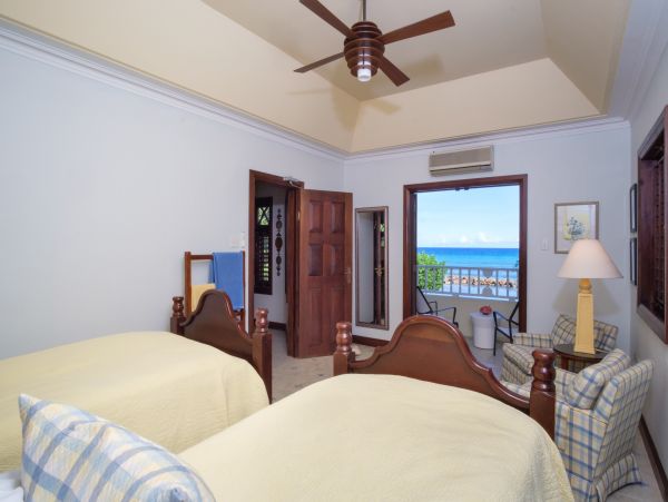 Jamaica Home 985418