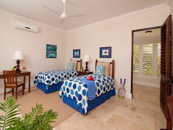 Jamaica Home 985422
