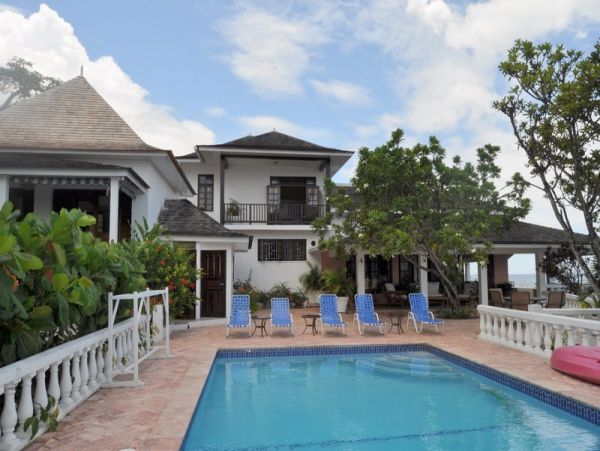 Jamaica Home 985428