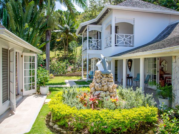 Jamaica Home 985434