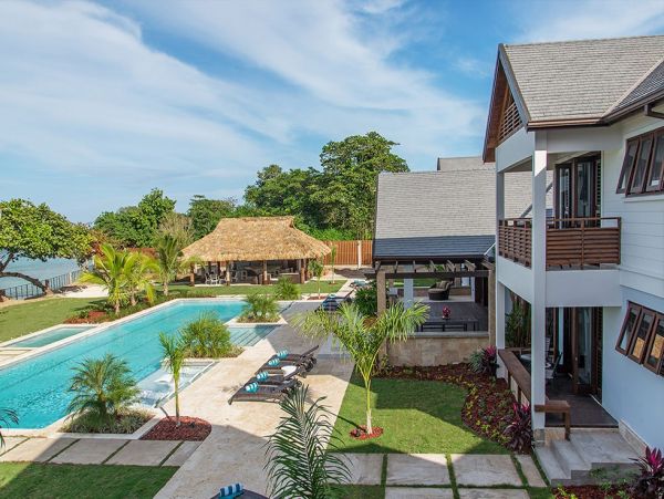 Jamaica Home 985437