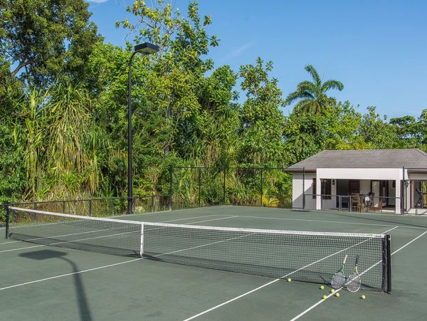 Jamaica Home 985437