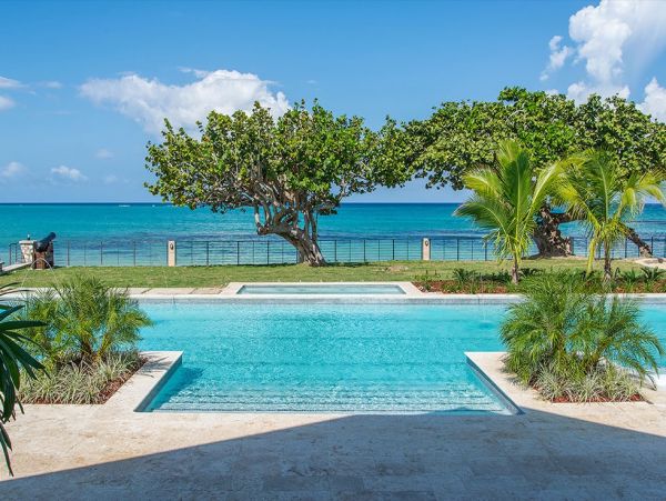 Jamaica Home 985437