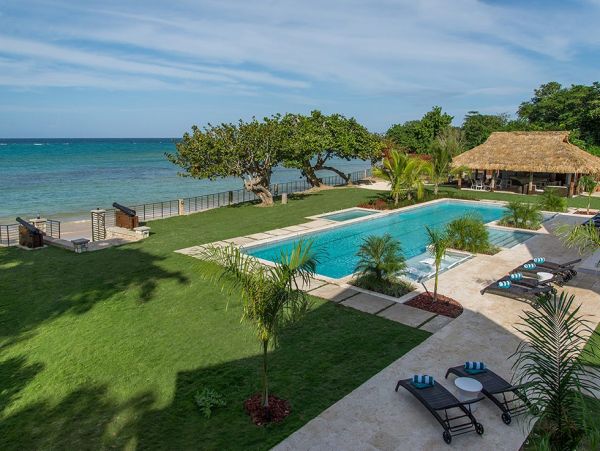 Jamaica Home 985437