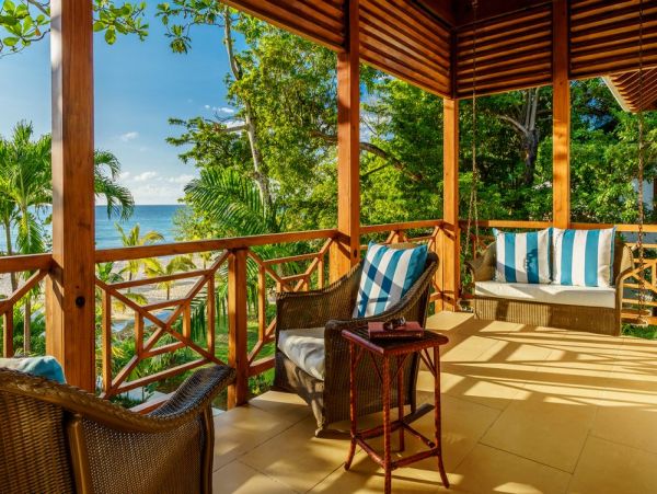 Jamaica Home 985441