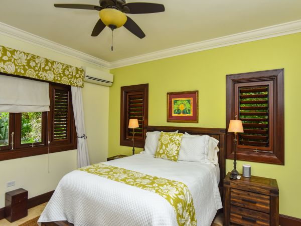 Jamaica Home 985442