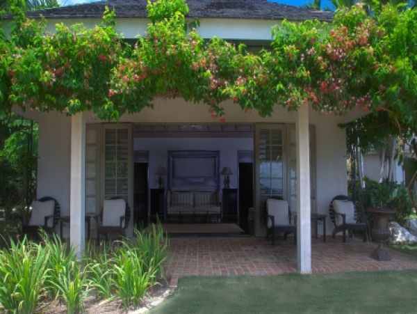 Jamaica Home 985443