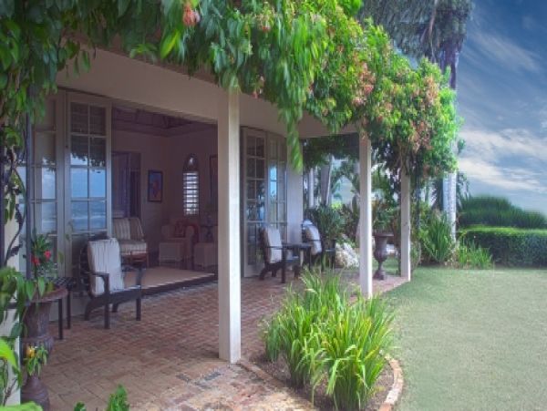 Jamaica Home 985443