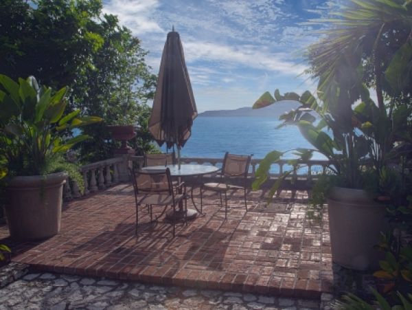 Jamaica Home 985443