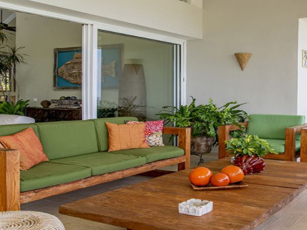 Jamaica Home 985444