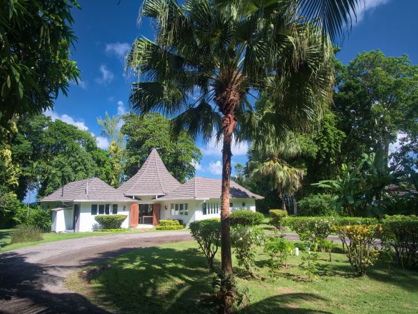 Jamaica Home 985448