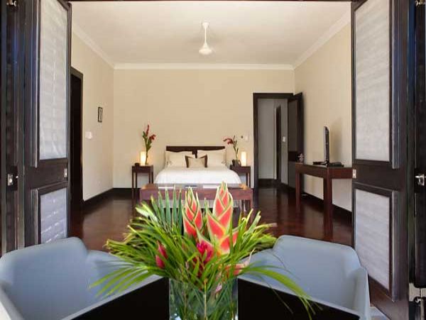 Jamaica Home 985451